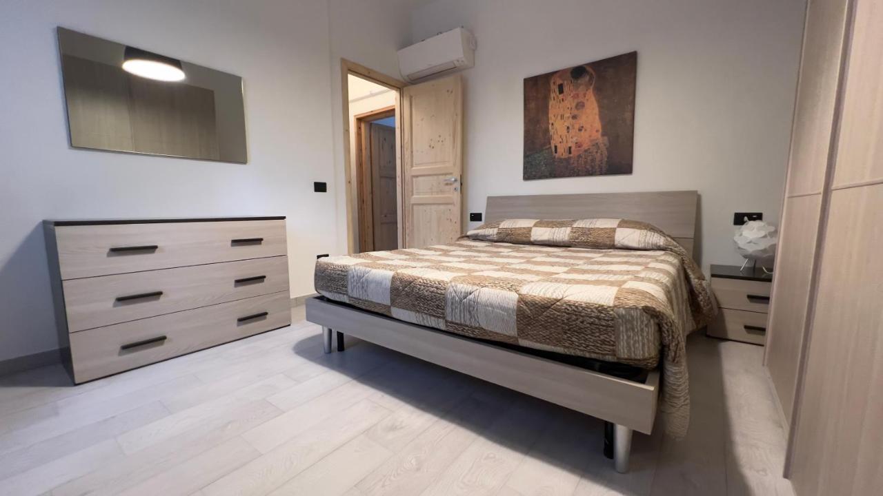 SANTA CROCE SULL' (Italy) - from US$ 183 | BOOKED